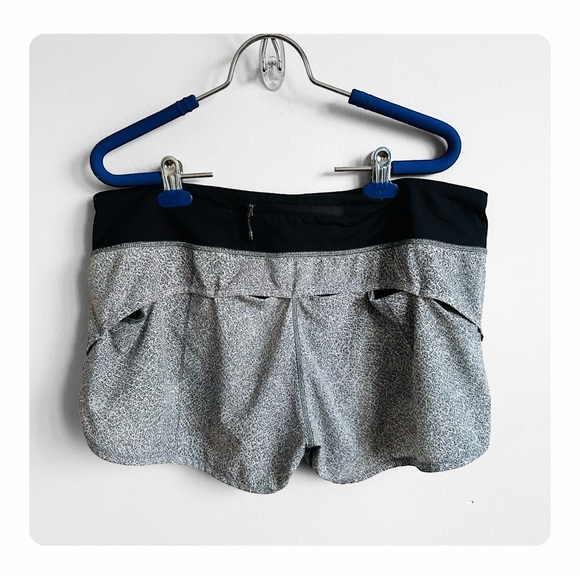 ★ Lululemon Speed Up Short Long Updated Fit - Heather Lux Multi Black ★ - Picture 15 of 17